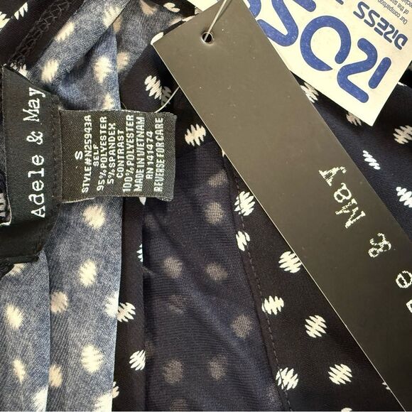 NWT Polka Dot Navy Blue Women's Top sheer sleeves, size small - Picture 4 of 4